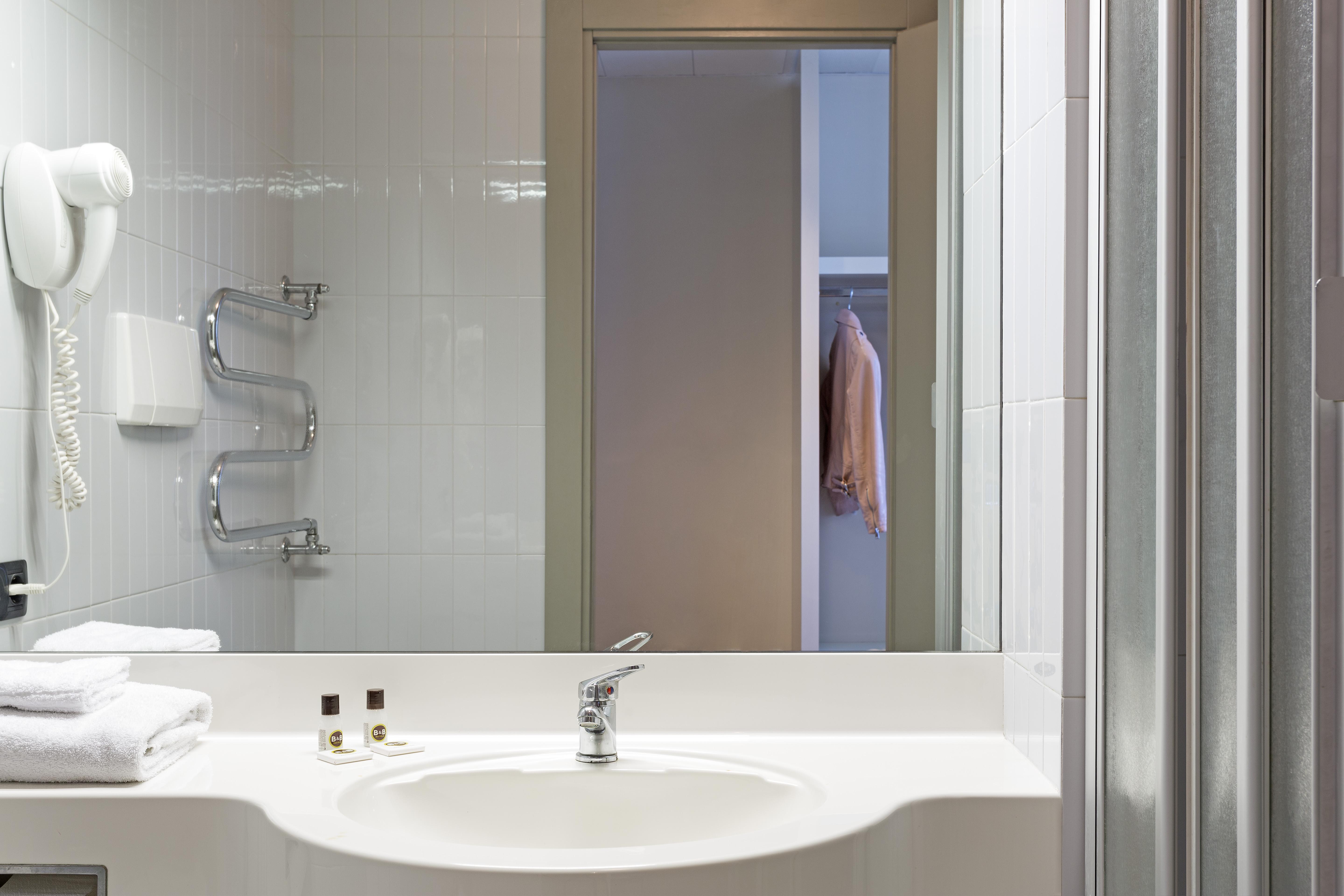 B&B Hotel Ferrara Eksteriør bilde