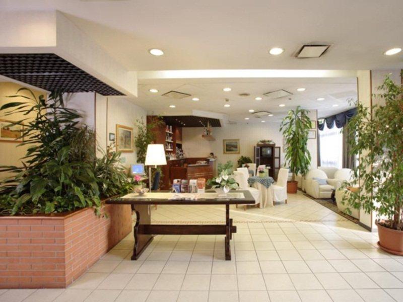 B&B Hotel Ferrara Eksteriør bilde